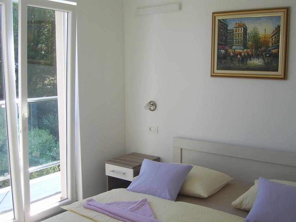 Apartments Villa Erik Rogoznica  Szoba fotó