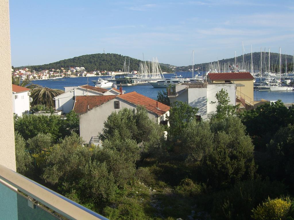 Apartments Villa Erik Rogoznica  Szoba fotó
